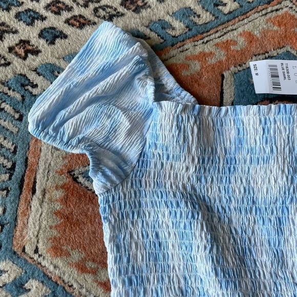 Lush Blue Swirl Smocked Puff Sleeve Crop Top - Picture 2 of 6